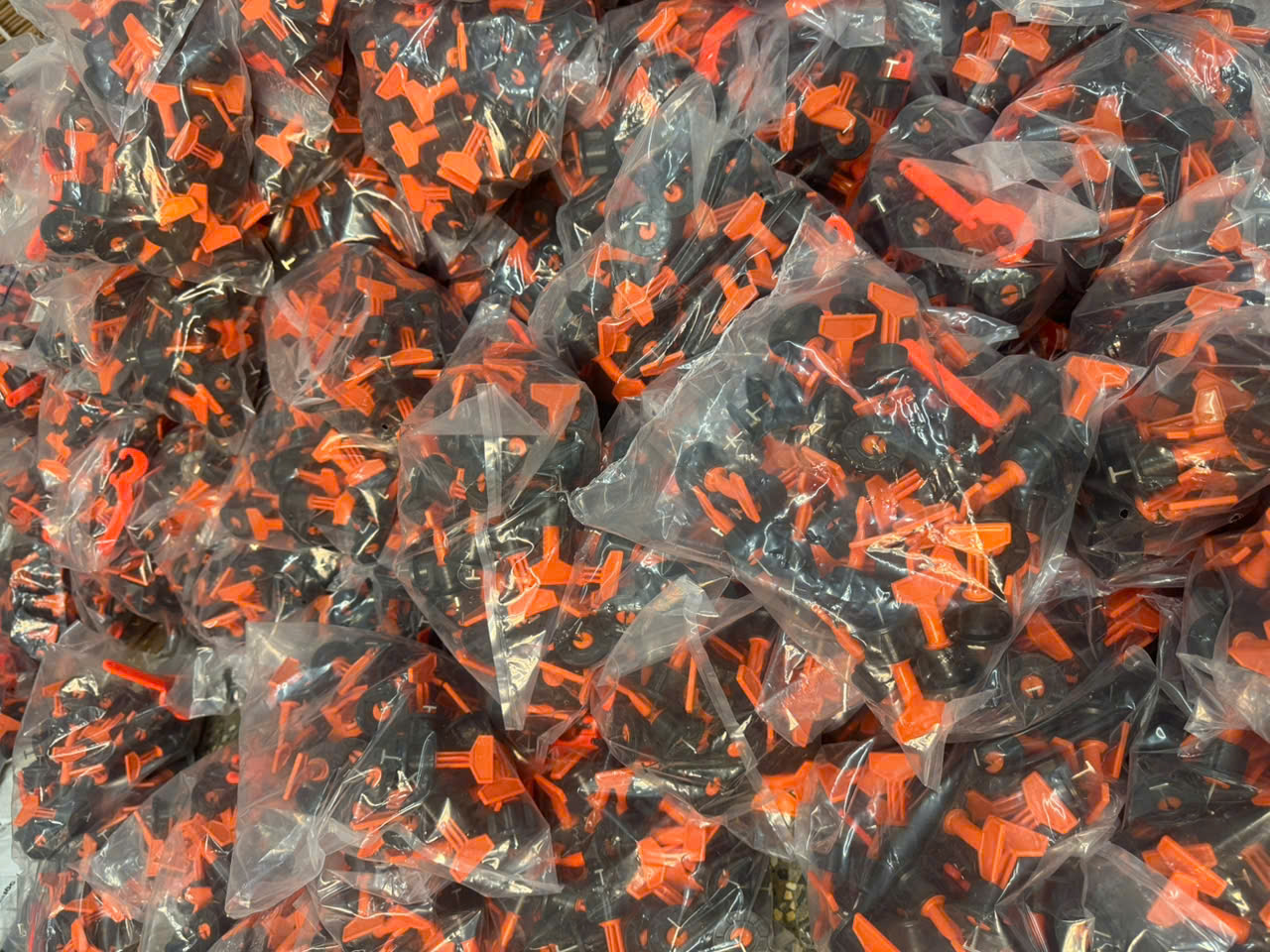 Cân bằng đỏ đen